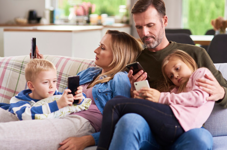 Family uses the best family cell phone plans across multiple devices at home.